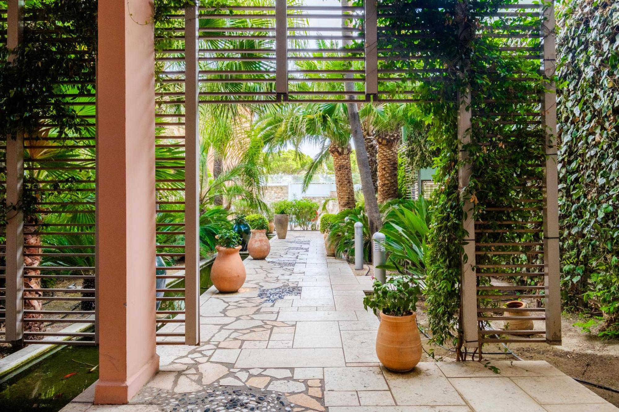 Residence Pierre & Vacances Premium Port Prestige Antibes Exterior photo